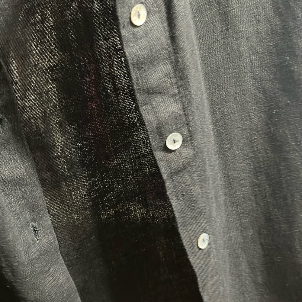 SOLD⭐️Comfy 100% Linen Black Short Sleeve Shirt Sz-Medium - Picture 5 of 9